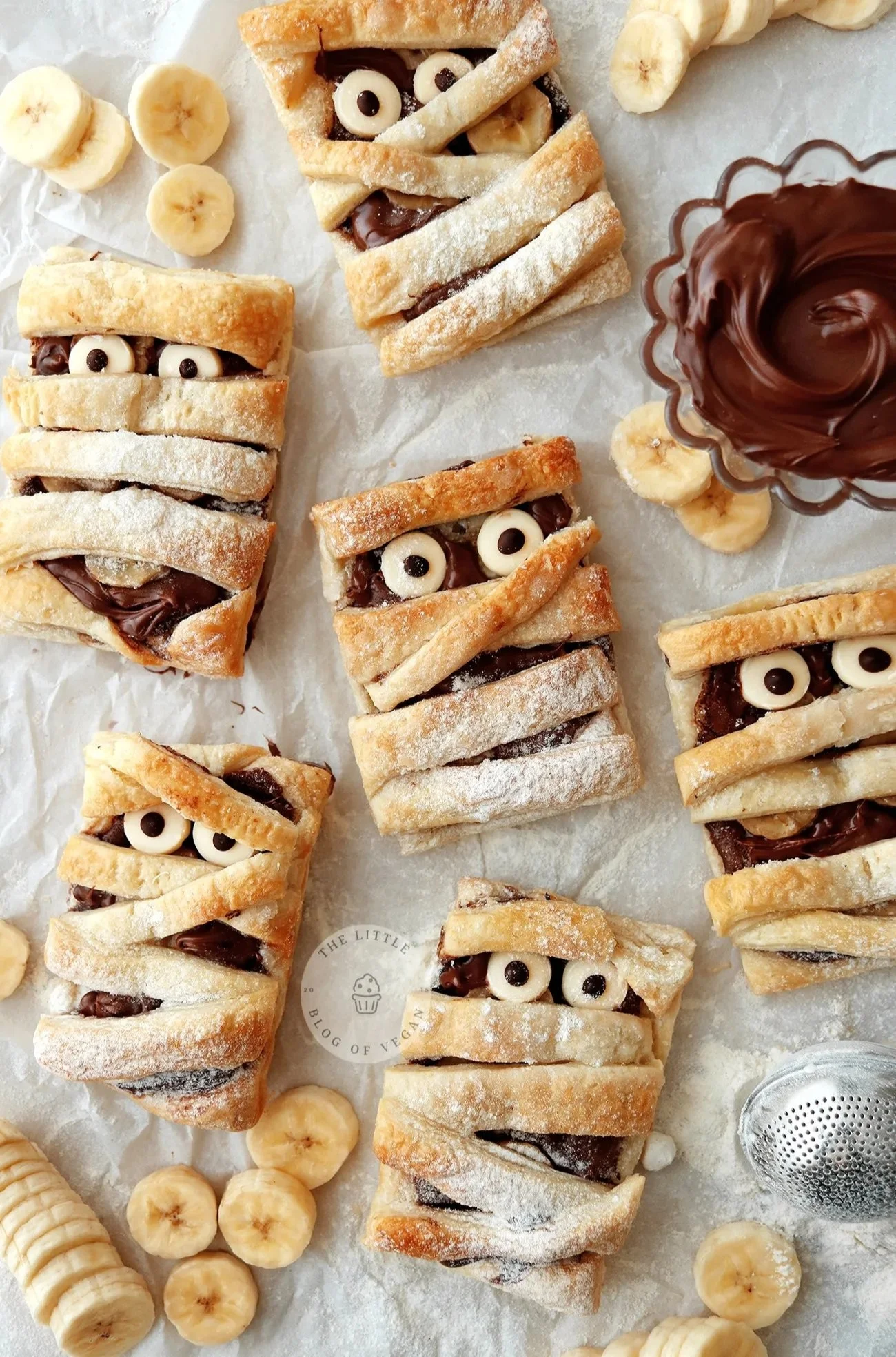 Delicious Nutella Mummy Hand Pies for Halloween celebrations